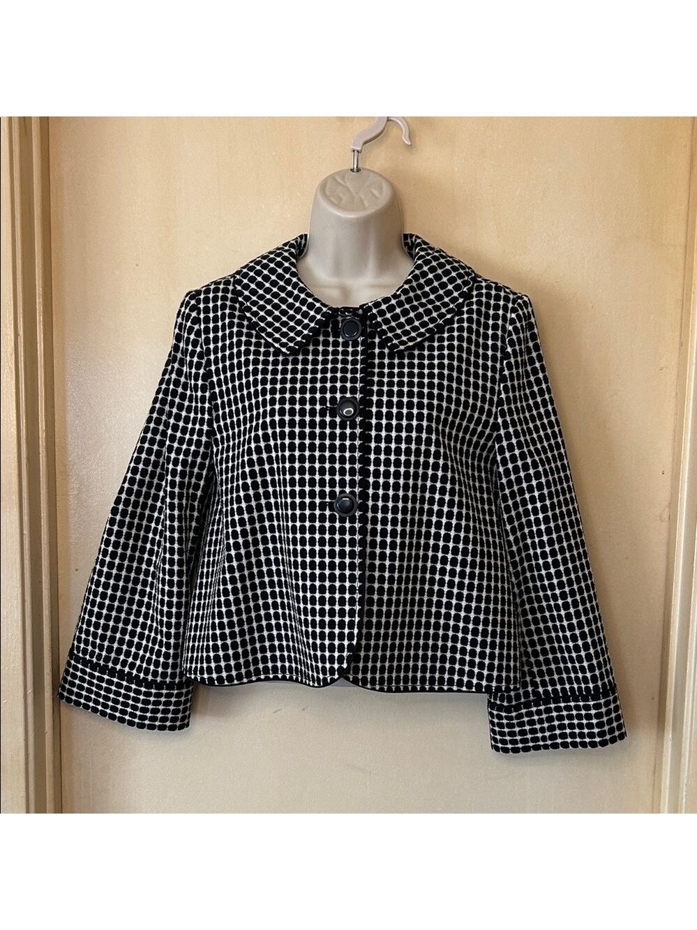 Apostrophe Black and White Retro Cropped Jacket size S